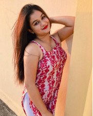 Call 9723729587 Hyderabad escort and housewife family girl 