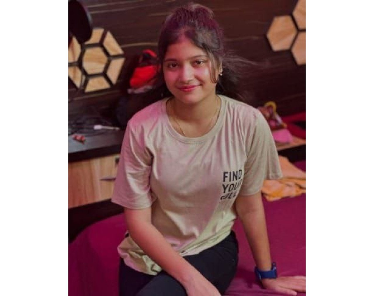 Thrissur low price VIP call girls in call out call girl service available 